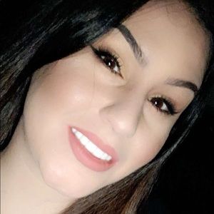 Meet your Posher, Melyssa